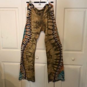 Women’s BrightlyTwisted Artisan created Yoga Pants Size XL